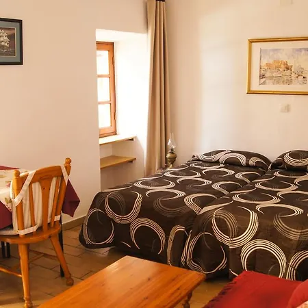 Patio Canario * 阿罗纳