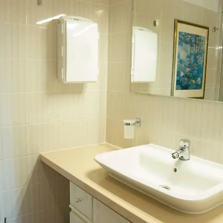 Patio Canario * 阿罗纳