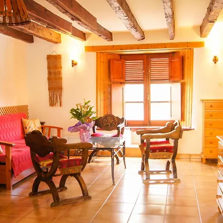 Patio Canario ארונה